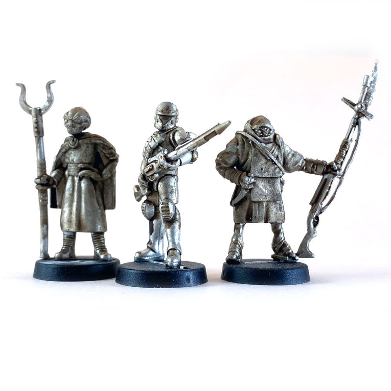 Unpainted 28mm sci-fi miniatures of Star Schlock's Star Raiders A.