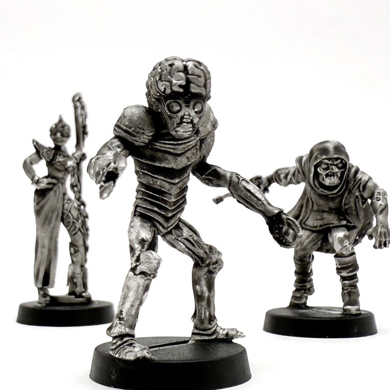 Unpainted 28mm sci-fi miniatures of Star Schlock's Star raiders B.