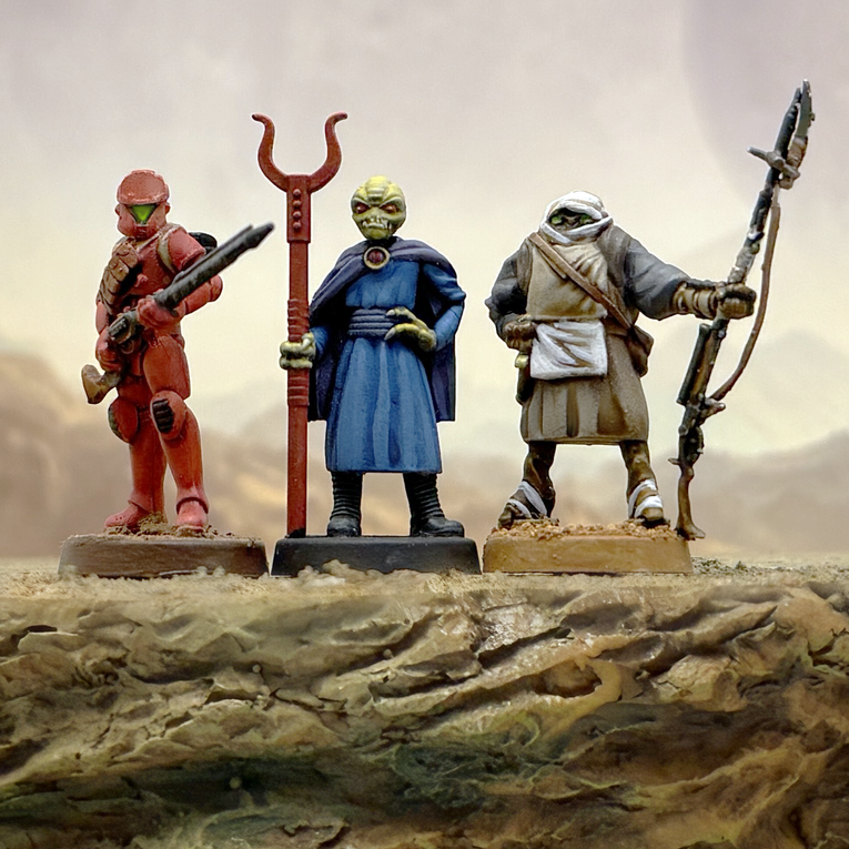 Painted 28mm sci-fi miniatures of Star Schlock's Star Raiders A